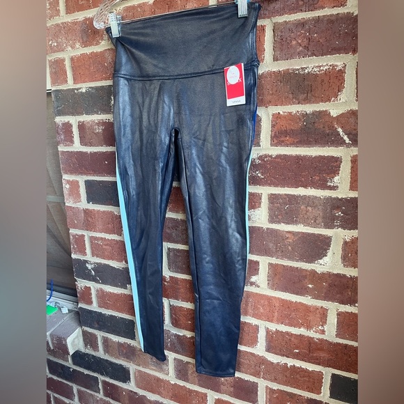 SPANX Faux Leather 7/8 Track Stripe Legging Size Medium - Picture 3 of 14
